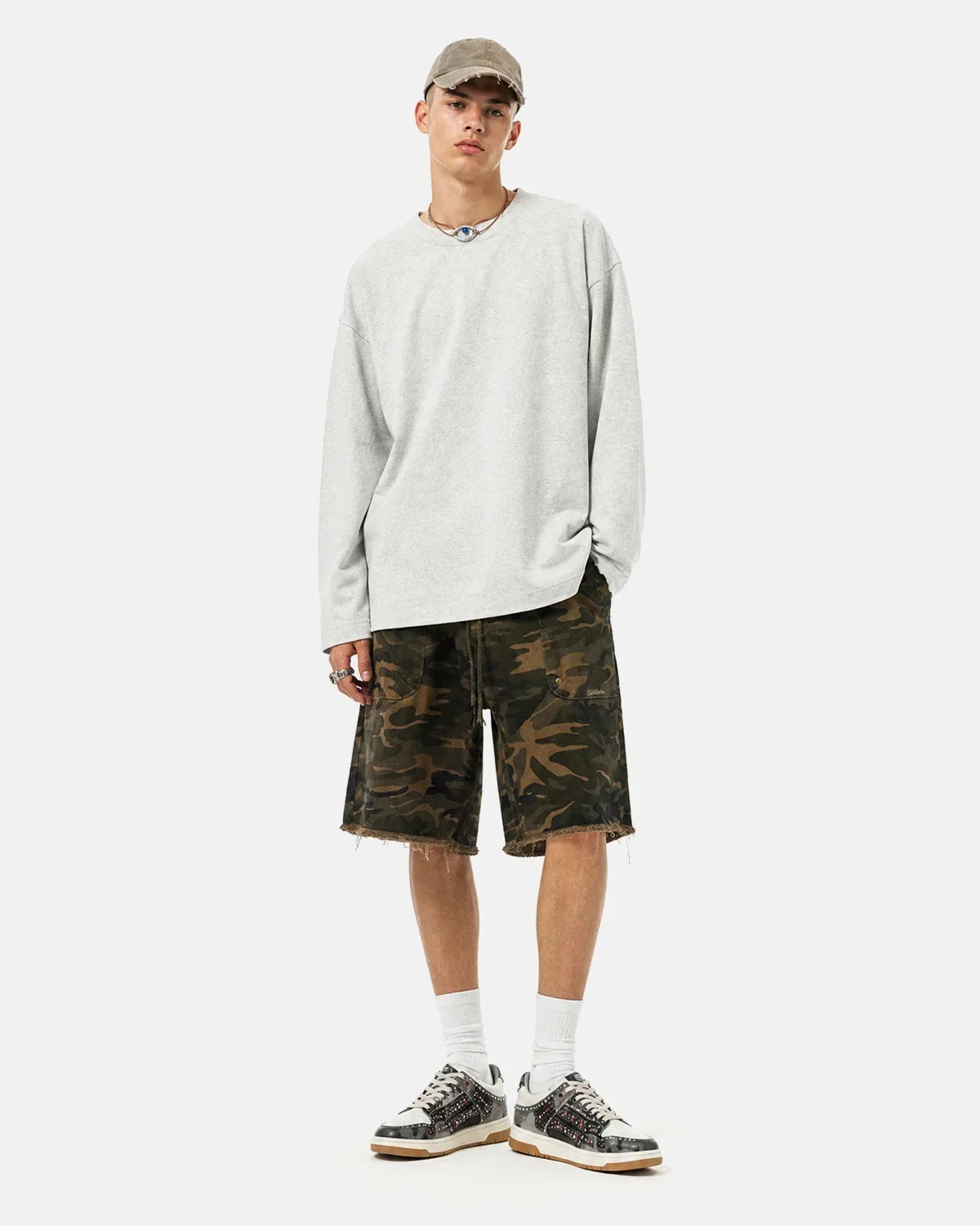 Frayed Hem Camo Knee-Length Shorts | Flation Streetwear