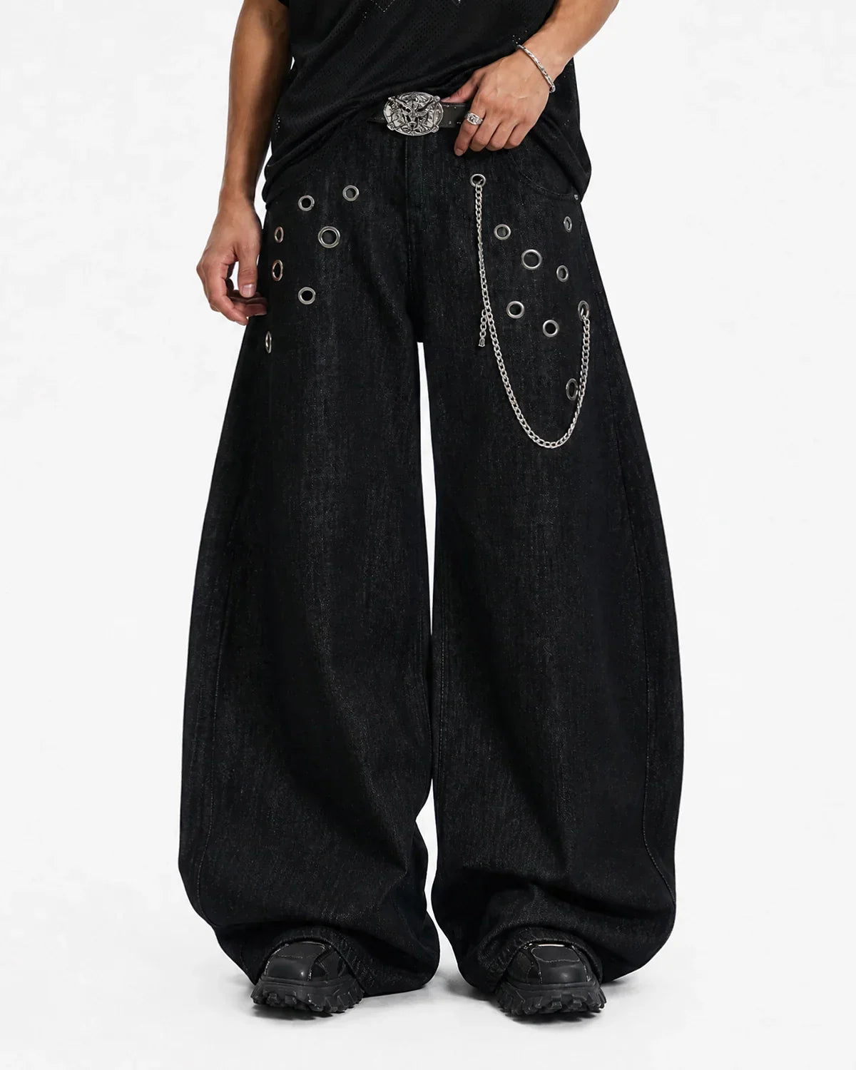 Metal Eyelet Chain Barrel Jeans | Flation Streetwear