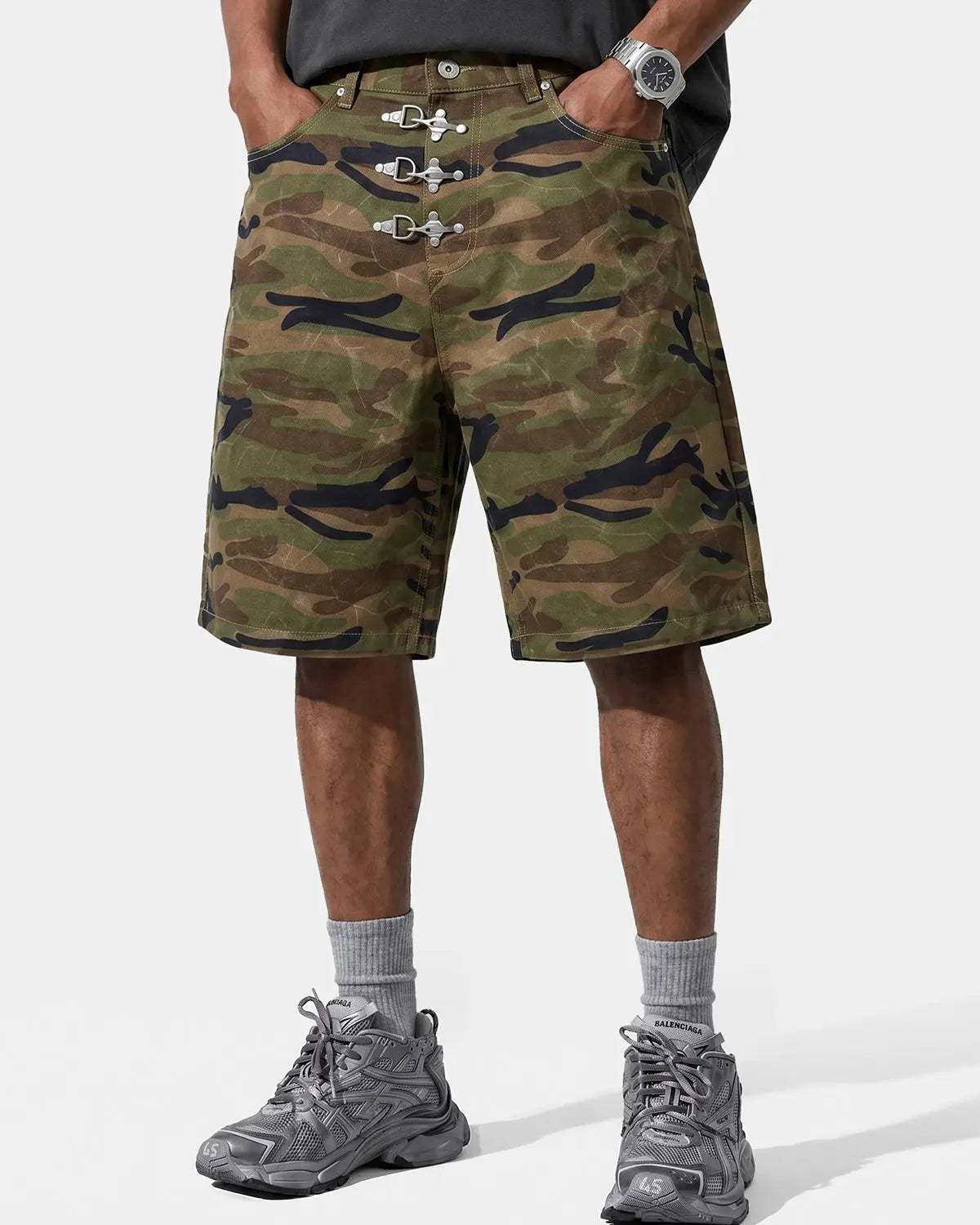 Metal Clasp Camo Shorts | Flation Streetwear