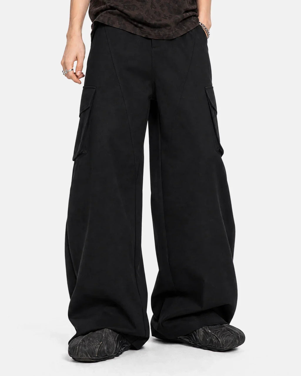 Structured Wide Leg Cargo Pants | Flation Streetwear